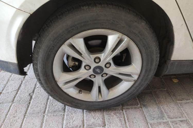Used Ford Focus 2017 Hatchback 1.6L Automatic Comfort Plus SmartDrive Edition Right Rear Wheel Hub