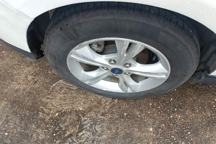 Used Ford Focus 2017 Hatchback 1.6L Automatic Comfort Plus SmartDrive Edition Right Rear Wheel Hub