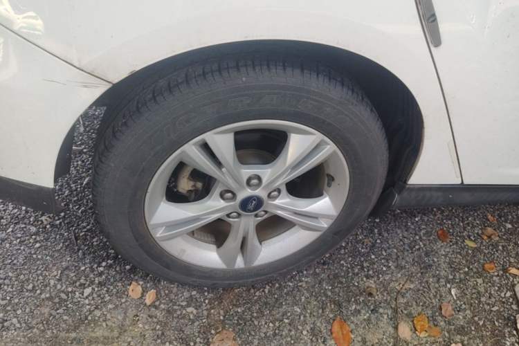 Used Ford Focus 2017 Hatchback 1.6L Automatic Comfort Plus SmartDrive Edition Right Rear Wheel Hub