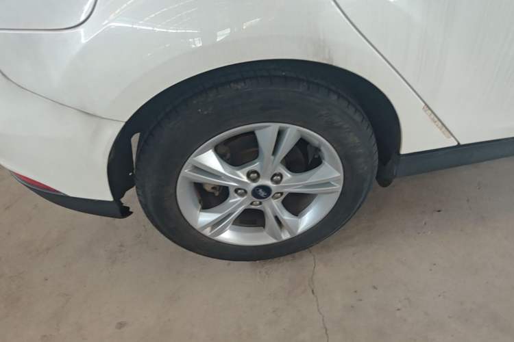 Used Ford Focus 2017 Hatchback 1.6L Automatic Comfort Plus SmartDrive Edition Right Rear Wheel Hub