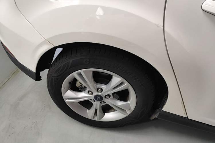 Used Ford Focus 2017 Hatchback 1.6L Automatic Comfort Plus SmartDrive Edition Right Rear Wheel Hub
