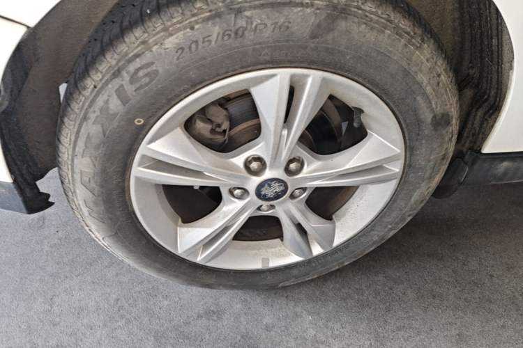 Used Ford Focus 2017 Hatchback 1.6L Manual Comfort Plus SmartDrive Edition Right Rear Wheel Hub