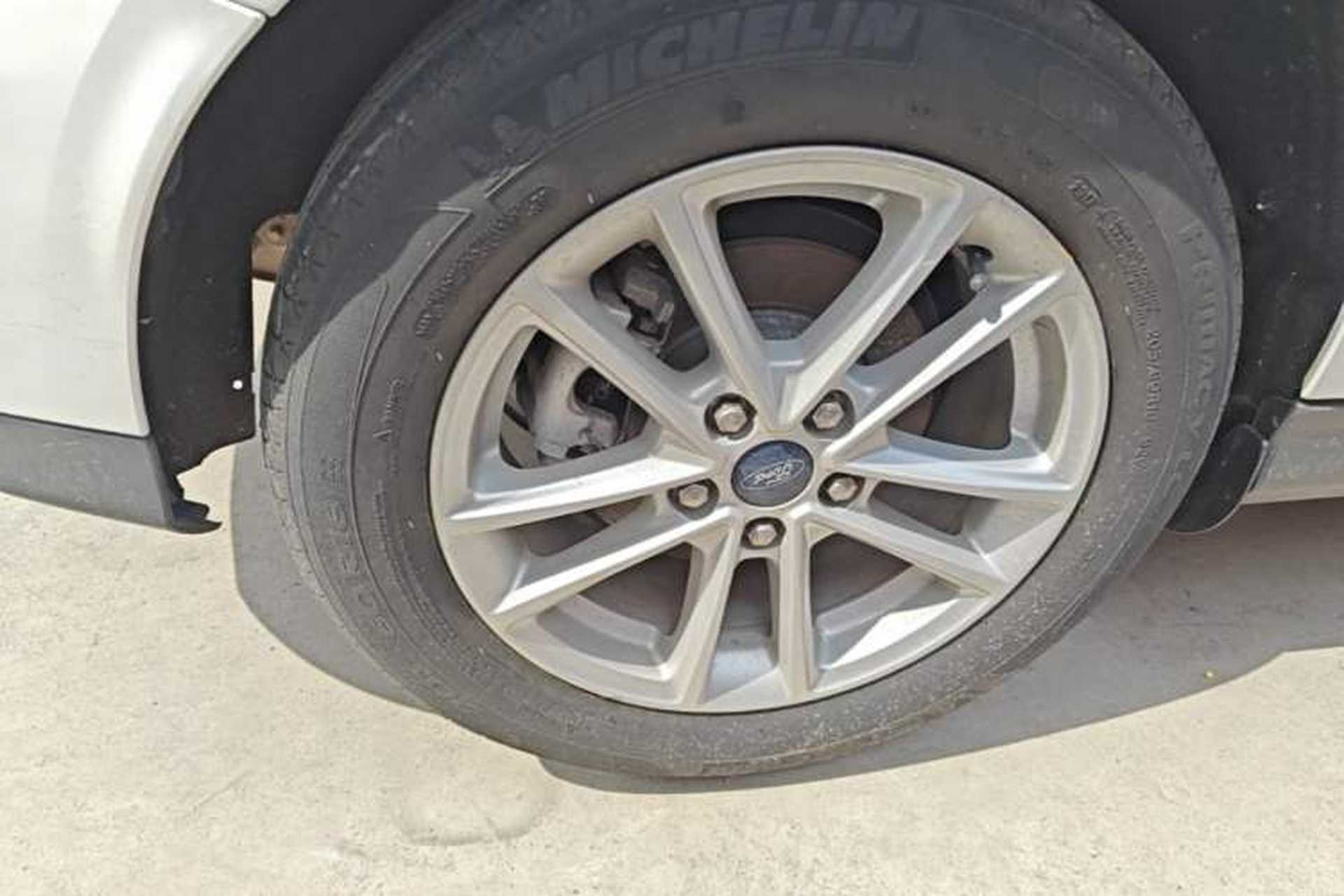 Used Ford Focus 2017 Hatchback 1.6L Automatic Fashion Edition Smart Drive Version Right Rear Wheel Hub