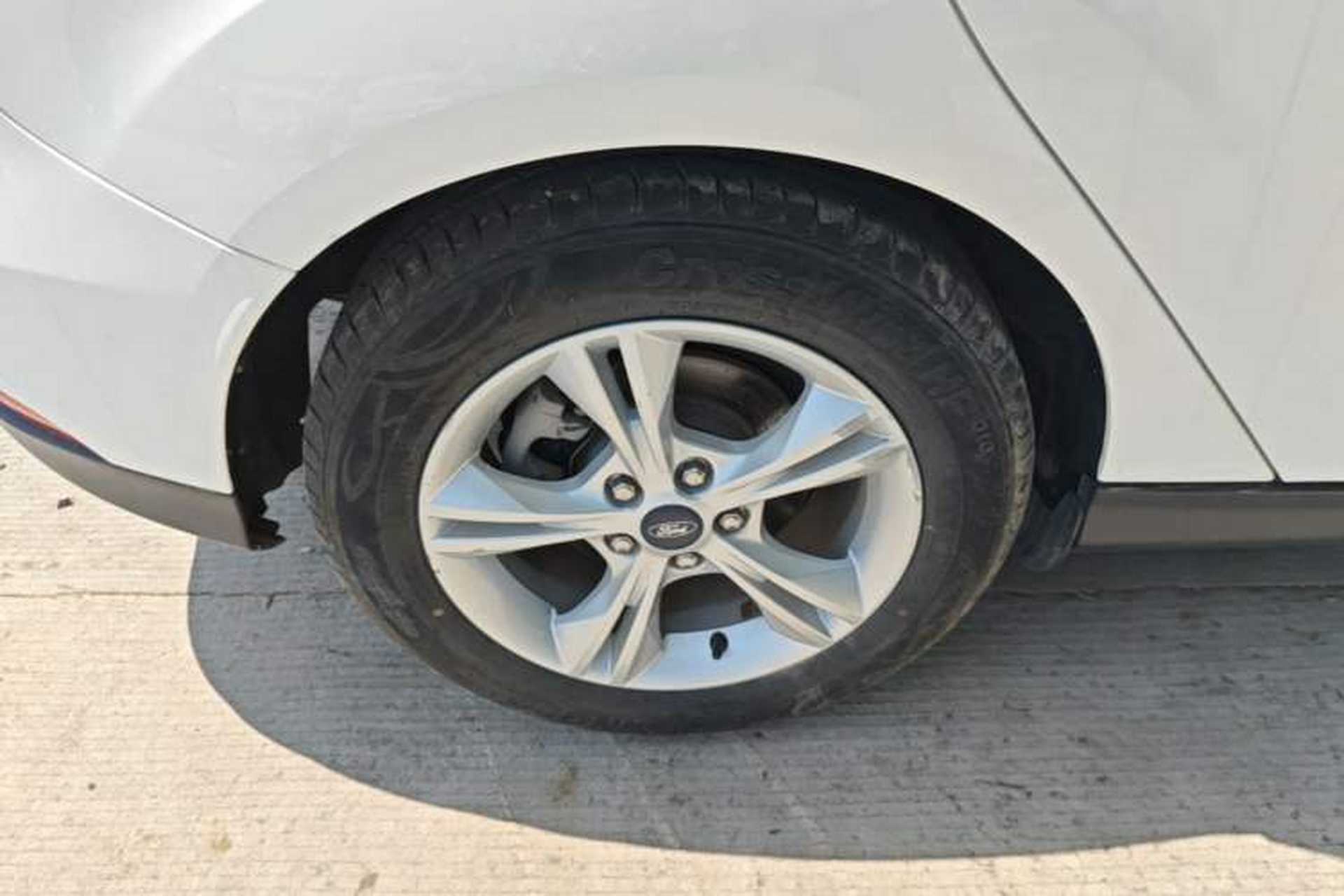 Used Ford Focus 2017 Hatchback 1.6L Automatic Comfort Plus SmartDrive Edition Right Rear Wheel Hub
