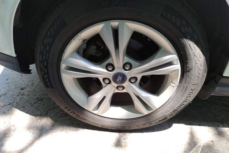 Used Ford Focus 2017 Hatchback 1.6L Automatic Comfort Plus SmartDrive Edition Right Rear Wheel Hub
