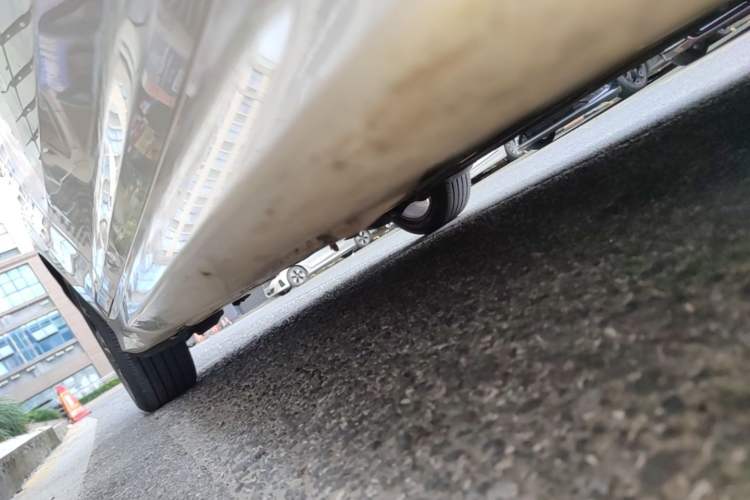 Used Ford Focus 2017 1.5T CTCC White and Black Limited Edition Right Side Sill