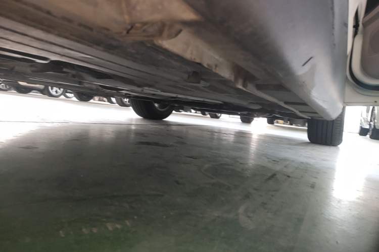 Used Ford Focus 2017 Sedan 1.6L Manual Comfort Plus SmartDrive Edition Right Side Sill