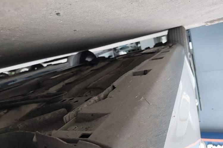 Used Ford Focus 2017 Sedan 1.6L Automatic Comfort Plus SmartDrive Edition Right Side Sill