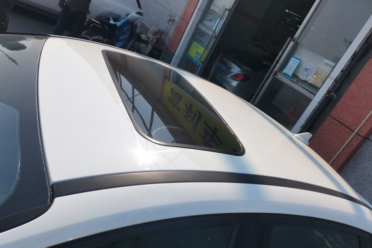 Used Ford Focus 2017 Sedan 1.6L Automatic Fashion Edition Smart Drive Version Roof