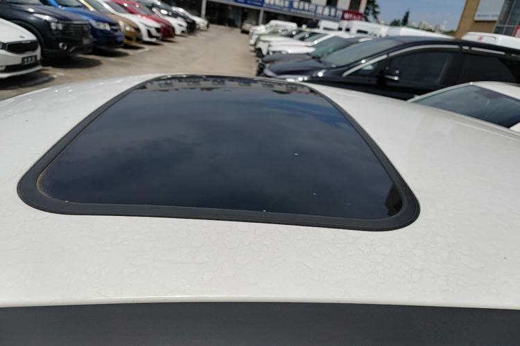Used Ford Focus 2017 Sedan 1.6L Automatic Fashion Edition Smart Drive Version Roof