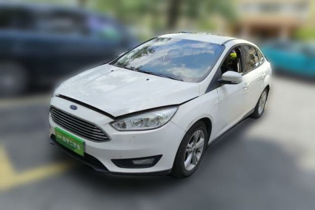 Ojetý Ford Focus 2017 Sedan 1.6L Manual Comfort Plus SmartDrive Edition