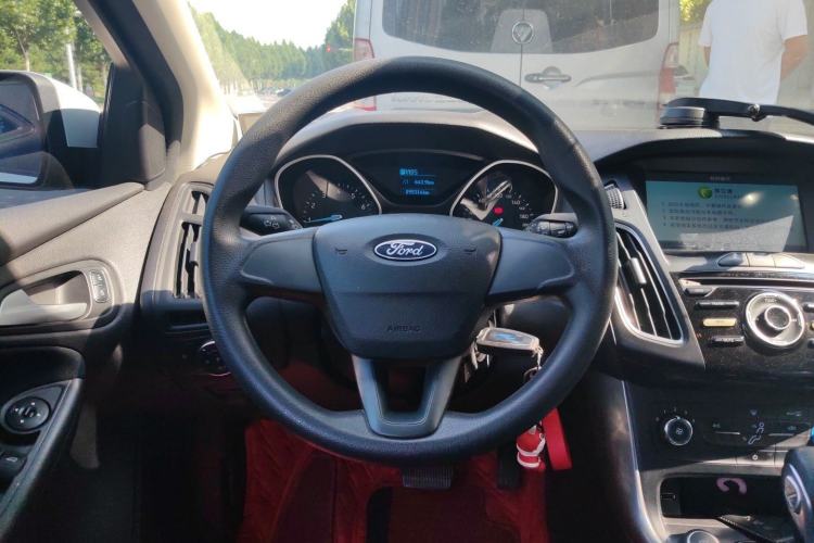 Used Ford Focus 2017 Hatchback 1.6L Automatic Comfort Plus SmartDrive Edition Steering Wheel