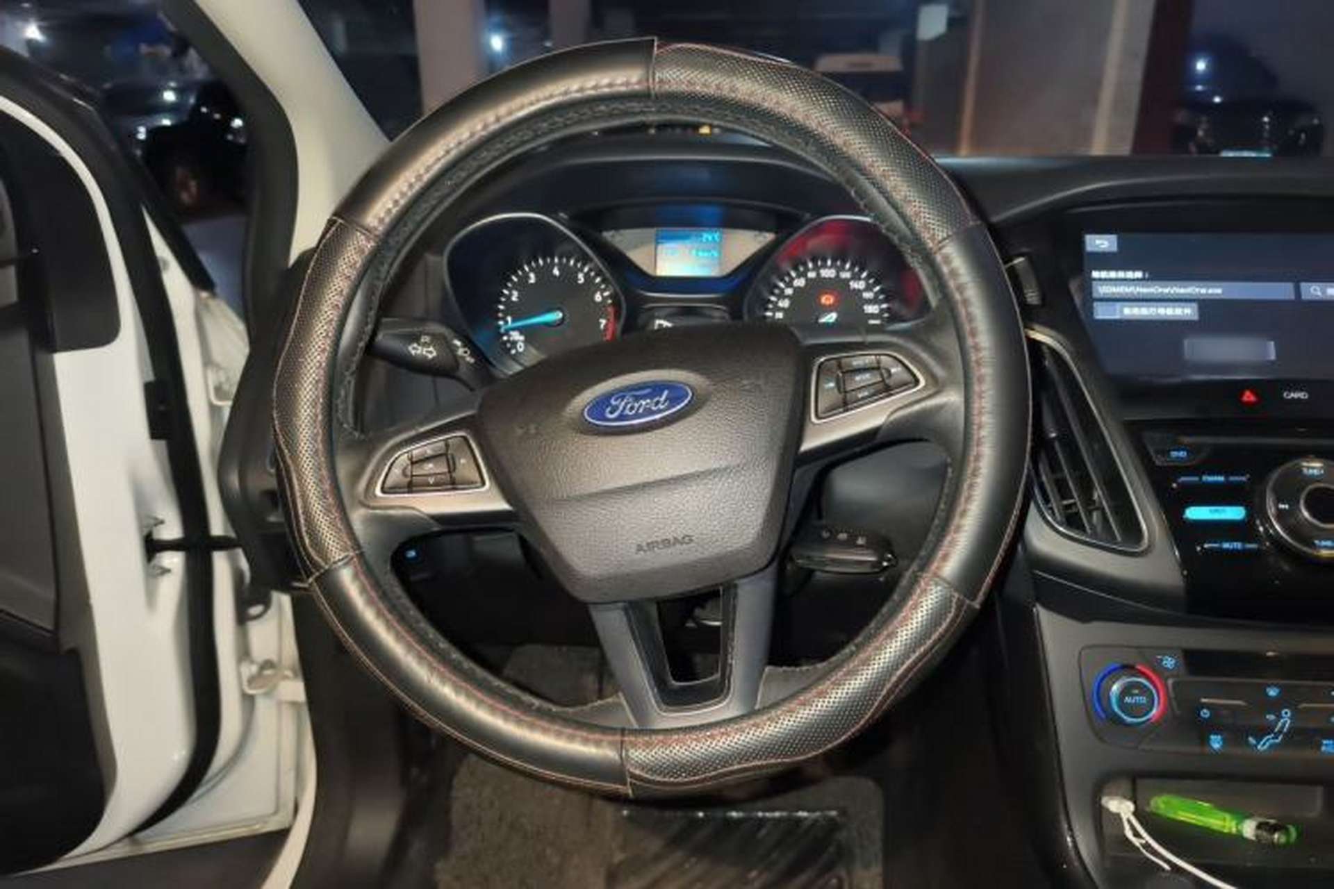 Used Ford Focus 2017 Sedan 1.6L Manual Fashion Edition Smart Drive Version Steering Wheel