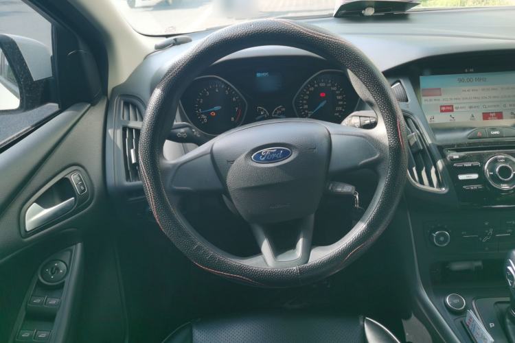 Used Ford Focus 2017 Hatchback 1.6L Automatic Comfort Plus SmartDrive Edition Steering Wheel