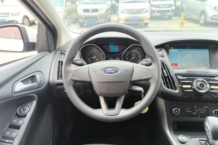Used Ford Focus 2017 Hatchback 1.6L Automatic Comfort Plus SmartDrive Edition Steering Wheel