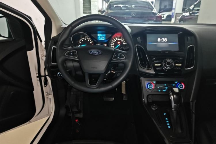 Used Ford Focus 2017 Sedan 1.6L Automatic Fashion Edition Smart Drive Version Steering Wheel