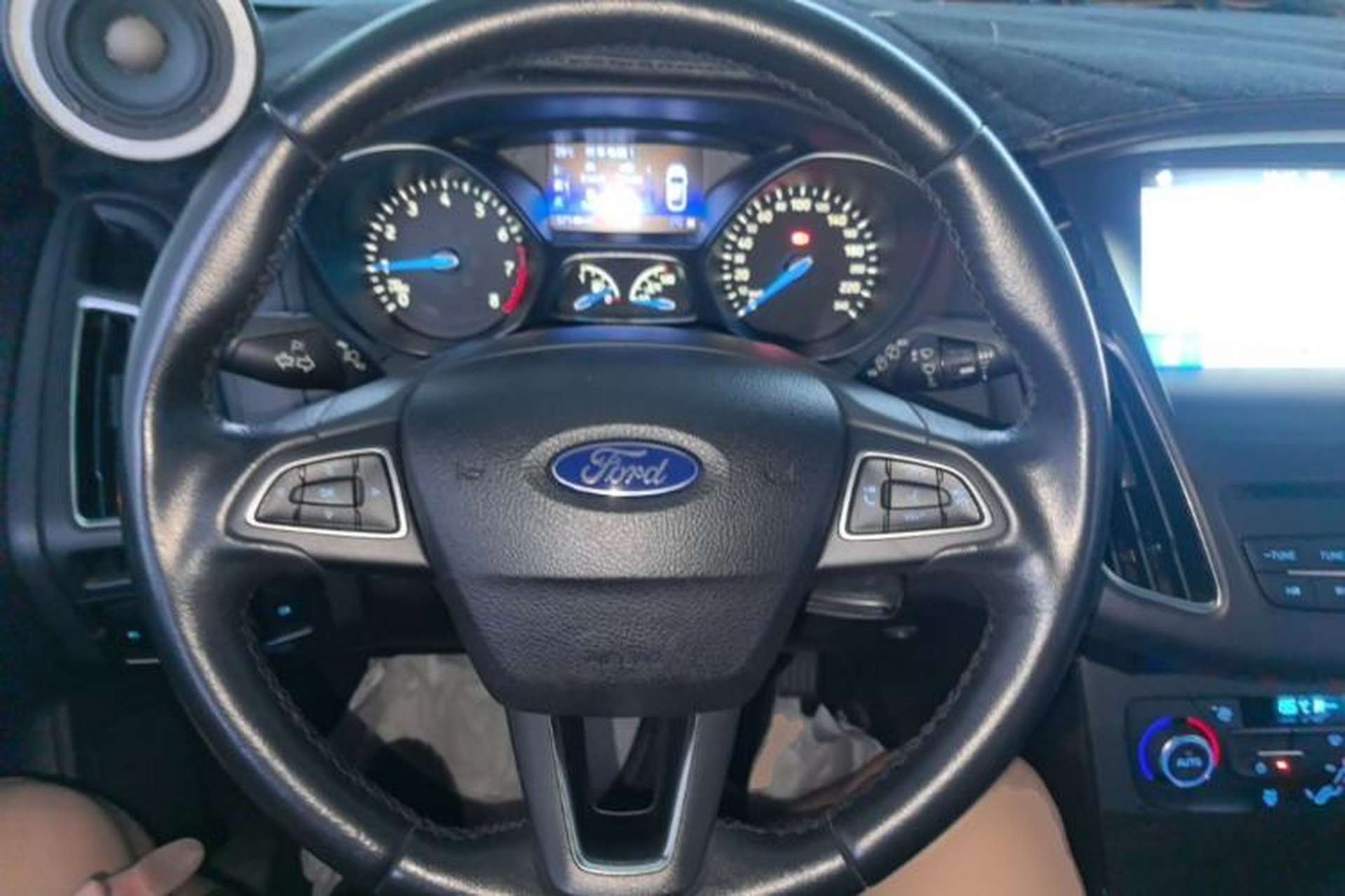 Used Ford Focus 2017 Hatchback EcoBoost 180 Automatic Elite Model Steering Wheel