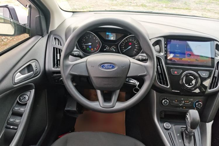Used Ford Focus 2017 Hatchback 1.6L Automatic Comfort Plus SmartDrive Edition Steering Wheel