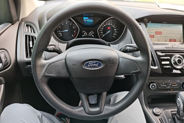 Used Ford Focus 2017 Hatchback 1.6L Automatic Comfort Plus SmartDrive Edition Steering Wheel