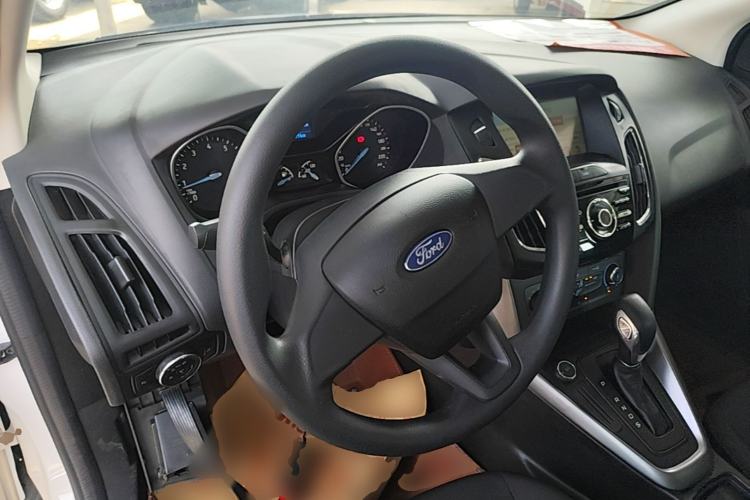 Used Ford Focus 2017 Hatchback 1.6L Automatic Comfort Plus SmartDrive Edition Steering Wheel