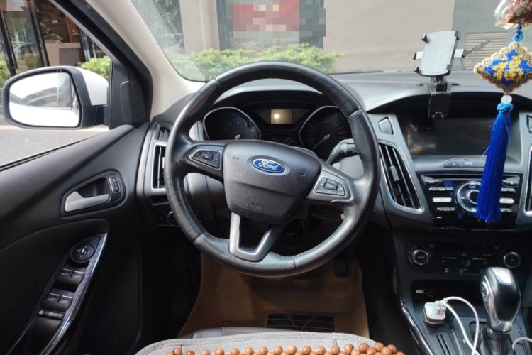 Used Ford Focus 2017 Hatchback 1.6L Automatic Fashion Edition Smart Drive Version Steering Wheel