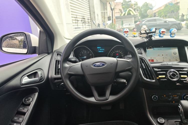 Used Ford Focus 2017 Hatchback 1.6L Automatic Comfort Plus SmartDrive Edition Steering Wheel