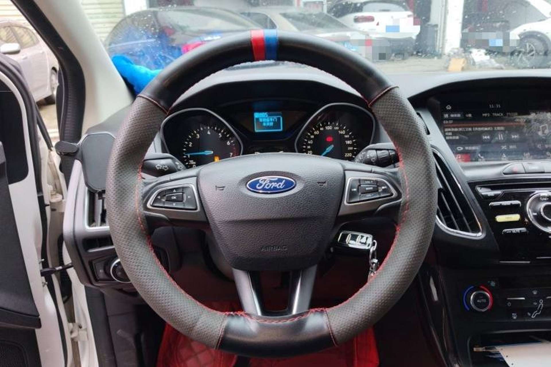 Used Ford Focus 2017 Hatchback EcoBoost 125 Automatic - Ultra-Powerful Style Edition with Smart Drive Features Steering Wheel