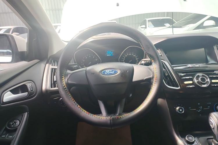 Used Ford Focus 2017 Hatchback 1.6L Automatic Comfort Plus SmartDrive Edition Steering Wheel