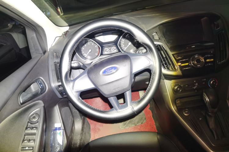 Used Ford Focus 2017 Hatchback 1.6L Automatic Comfort Plus SmartDrive Edition Steering Wheel
