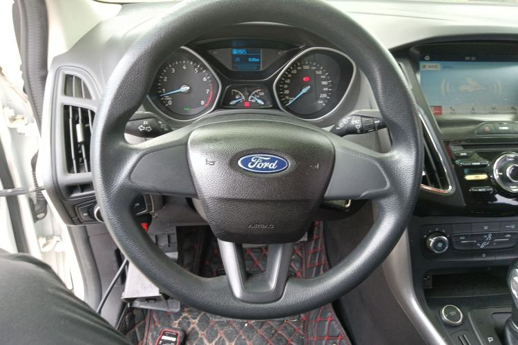 Used Ford Focus 2017 Hatchback 1.6L Automatic Comfort Plus SmartDrive Edition Steering Wheel