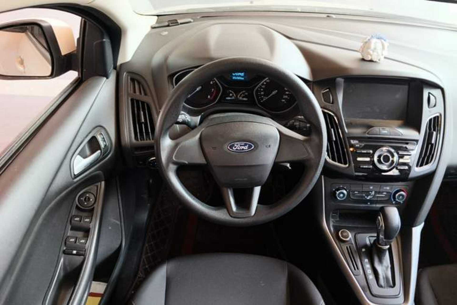 Used Ford Focus 2017 Hatchback 1.6L Automatic Comfort Plus SmartDrive Edition Steering Wheel