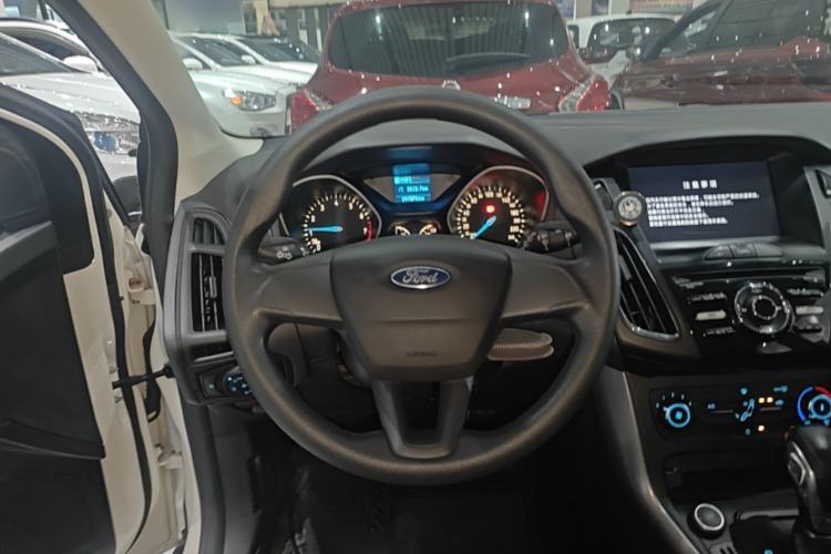 Used Ford Focus 2017 Hatchback 1.6L Automatic Comfort Plus SmartDrive Edition Steering Wheel