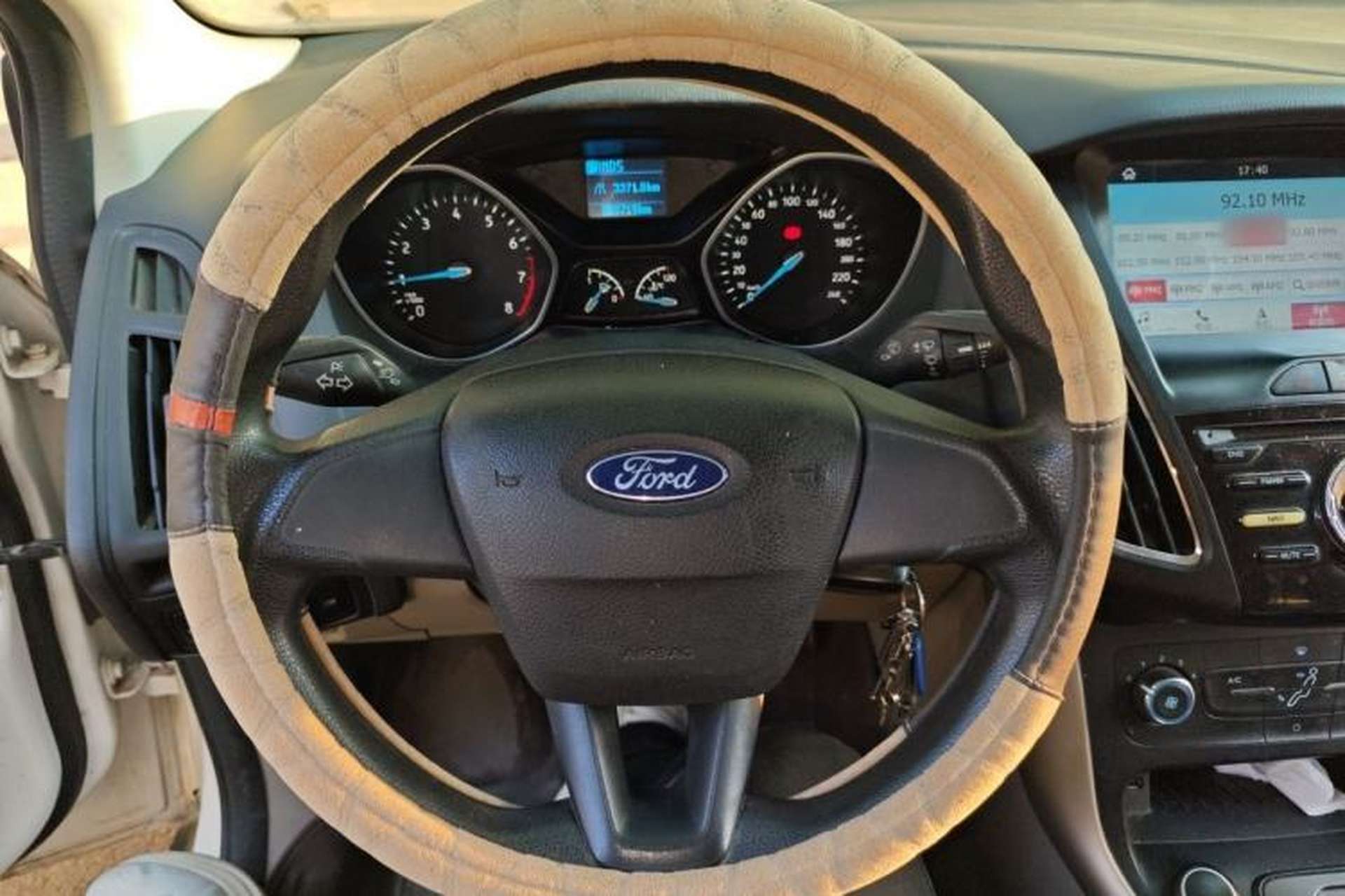 Used Ford Focus 2017 Sedan 1.6L Automatic Comfort Plus SmartDrive Edition Steering Wheel