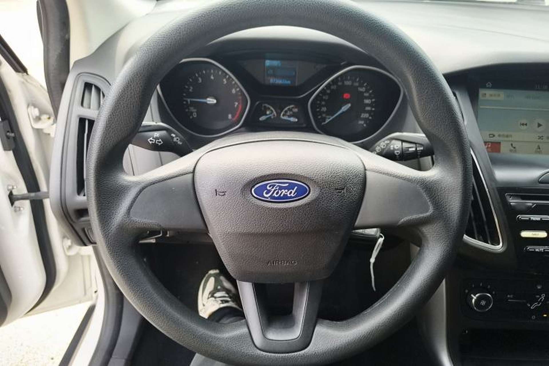 Used Ford Focus 2017 Hatchback 1.6L Automatic Comfort Plus SmartDrive Edition Steering Wheel