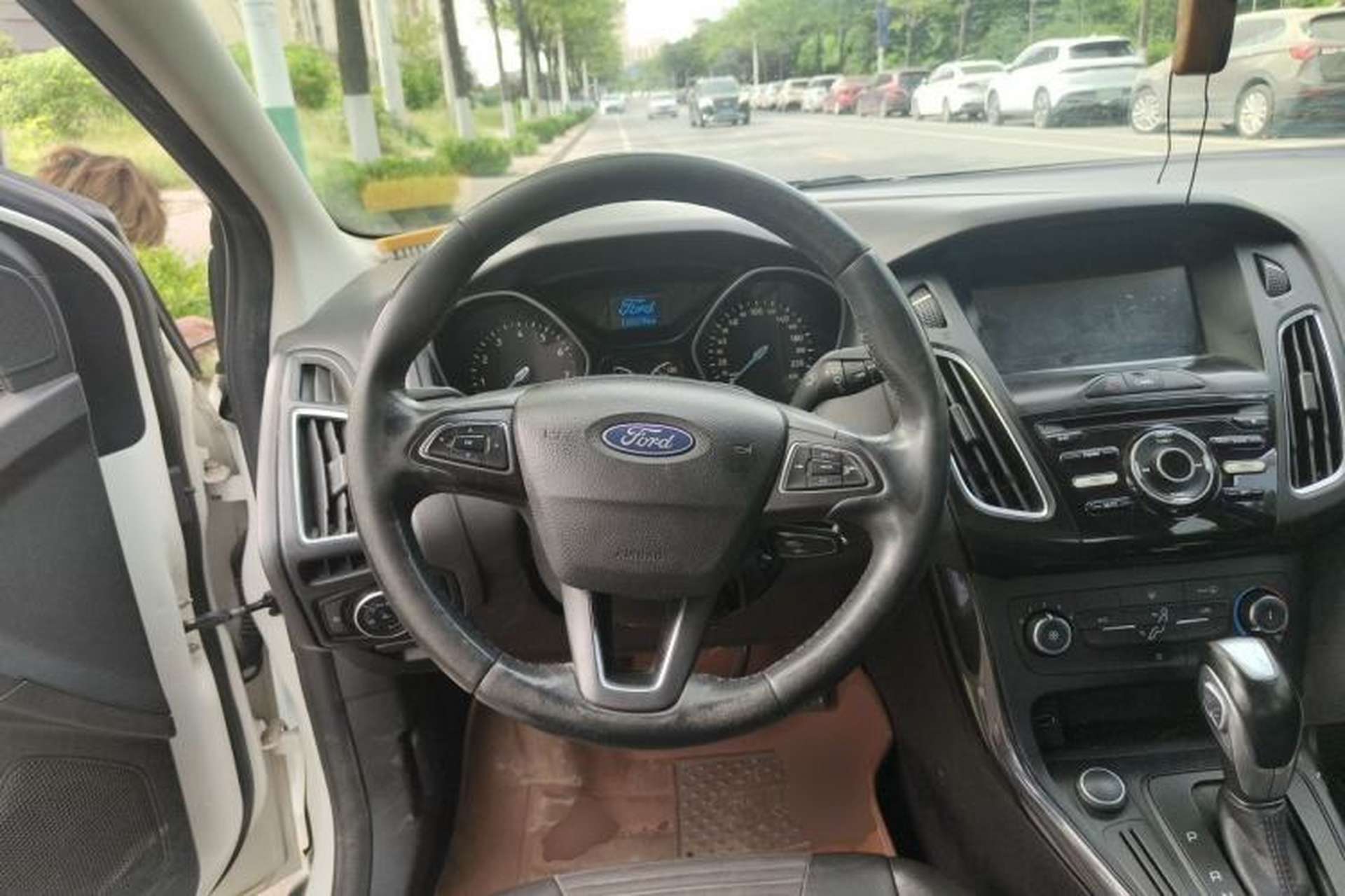Used Ford Focus 2017 Sedan 1.6L Automatic Fashion Edition Smart Drive Version Steering Wheel