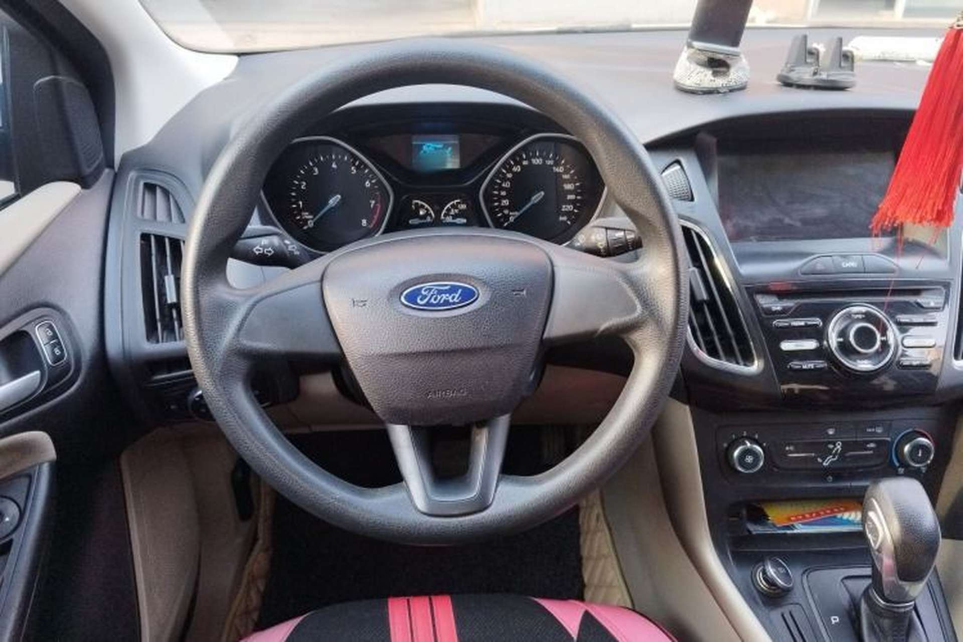 Used Ford Focus 2017 Sedan 1.6L Automatic Comfort Plus SmartDrive Edition Steering Wheel