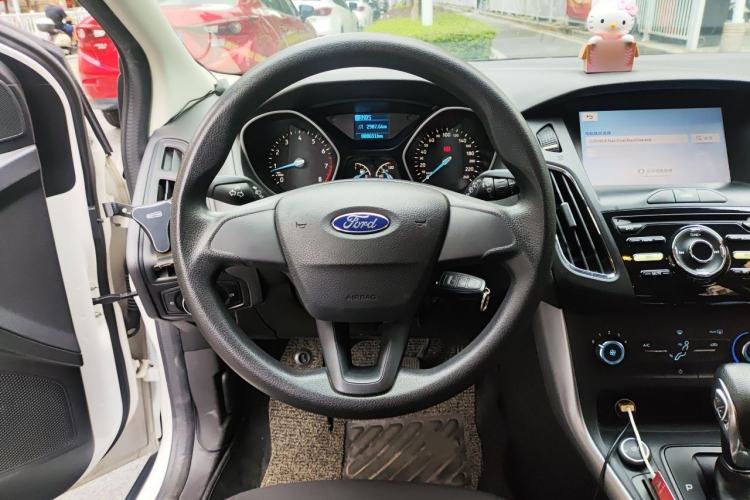 Used Ford Focus 2017 Hatchback 1.6L Automatic Comfort Plus SmartDrive Edition Steering Wheel