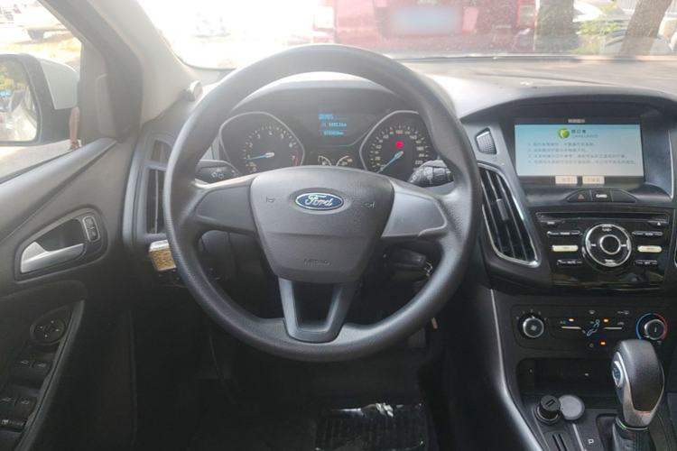 Used Ford Focus 2017 Hatchback 1.6L Automatic Comfort Plus SmartDrive Edition Steering Wheel