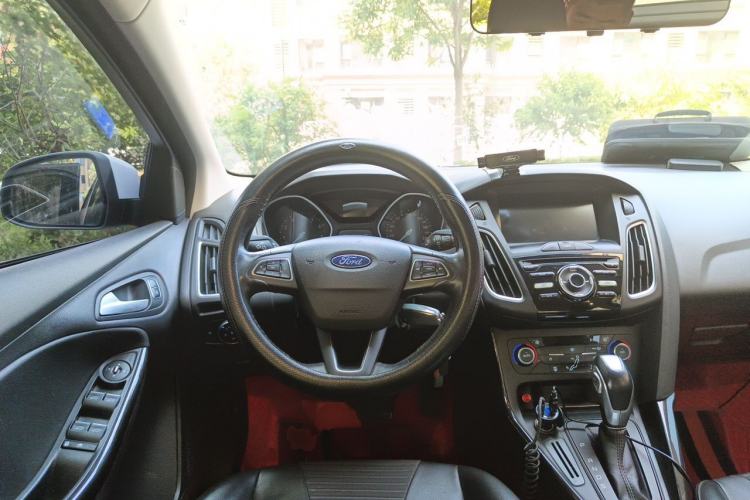 Used Ford Focus 2017 Sedan 1.6L Automatic Fashion Edition Smart Drive Version Steering Wheel