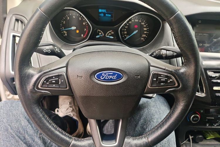 Used Ford Focus 2017 Hatchback EcoBoost 125 Automatic - Ultra-Powerful Style Edition with Smart Drive Features Steering Wheel