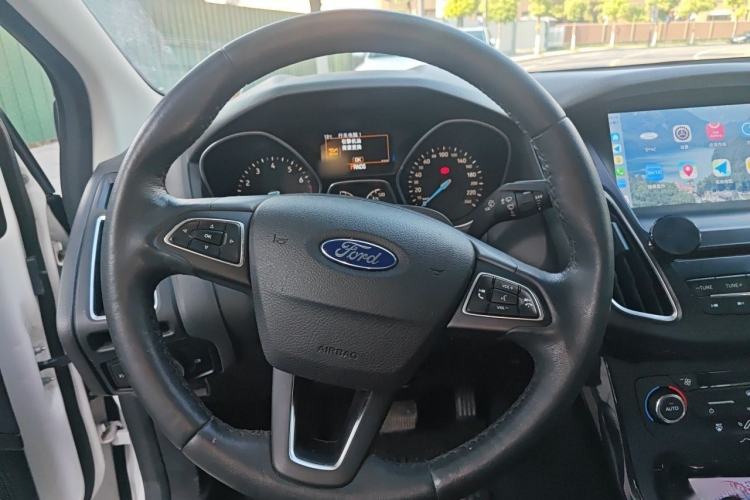 Used Ford Focus 2017 Sedan EcoBoost 180 Automatic Elite Model Steering Wheel