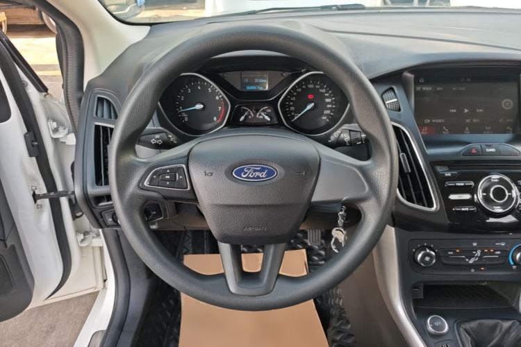Used Ford Focus 2017 Hatchback 1.6L Manual Comfort Plus SmartDrive Edition Steering Wheel