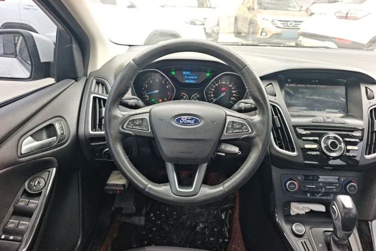 Used Ford Focus 2017 Sedan 1.6L Automatic Fashion Edition Smart Drive Version Steering Wheel