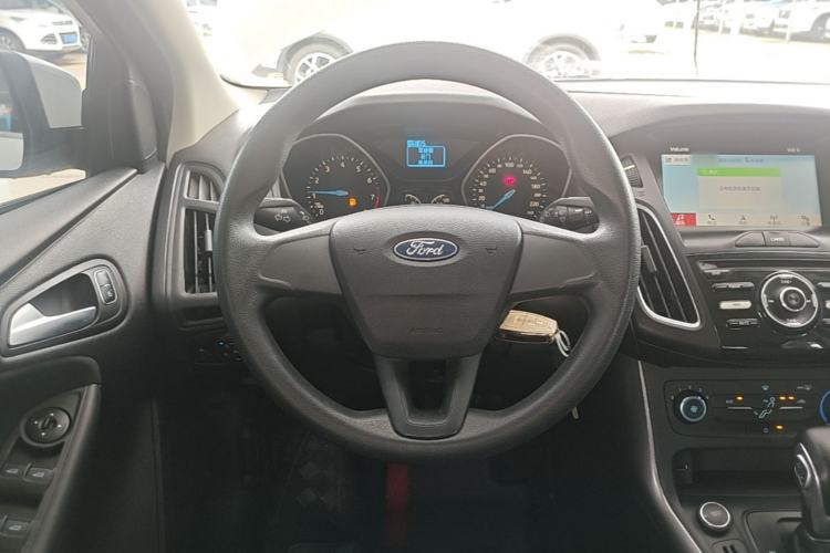 Used Ford Focus 2017 Hatchback 1.6L Automatic Comfort Plus SmartDrive Edition Steering Wheel