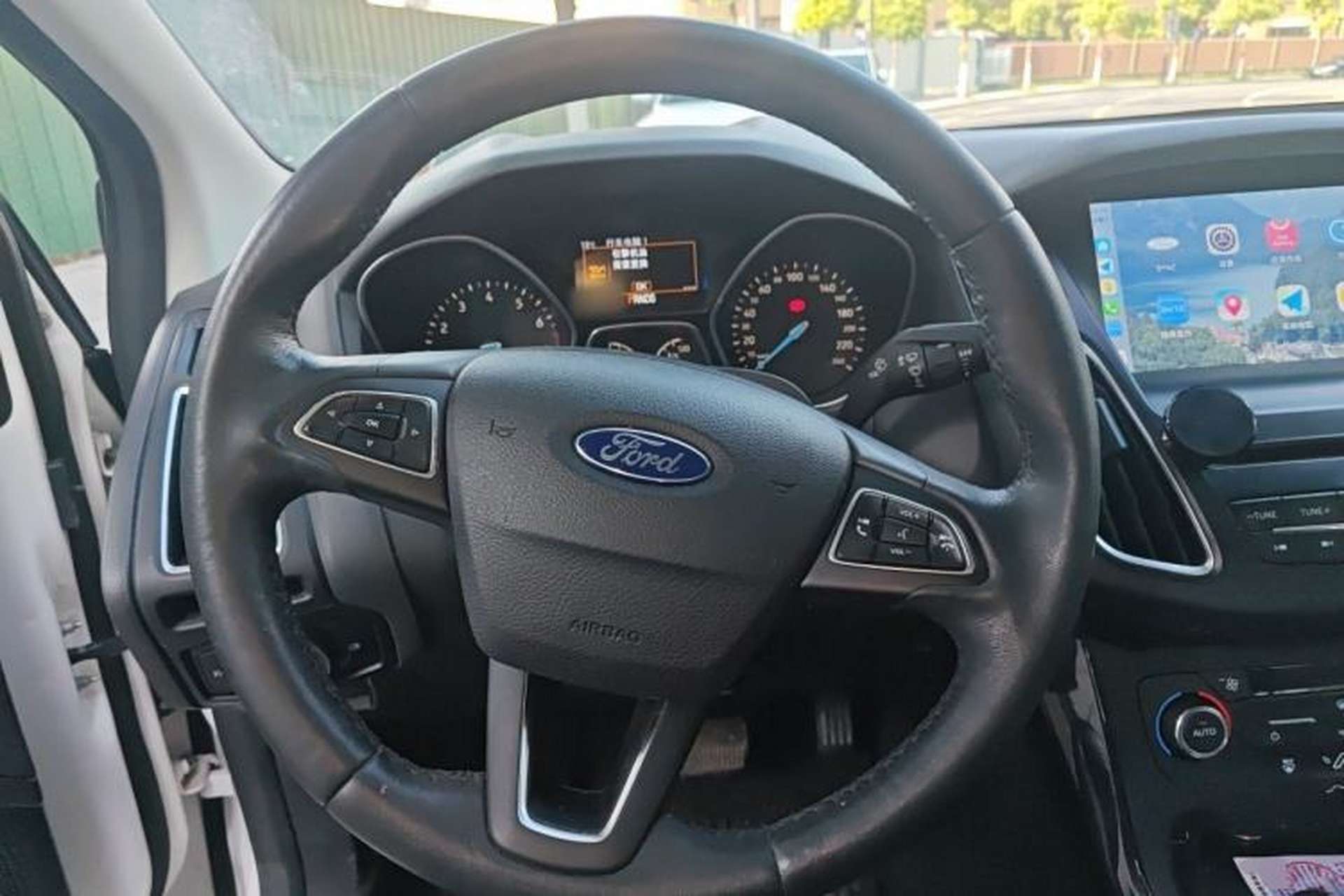 Used Ford Focus 2017 Sedan EcoBoost 180 Automatic Elite Model Steering Wheel