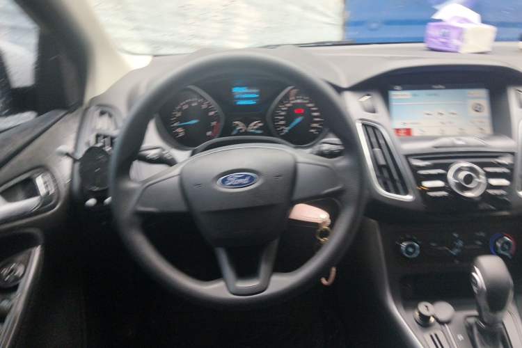 Used Ford Focus 2017 Hatchback 1.6L Automatic Comfort Plus SmartDrive Edition Steering Wheel