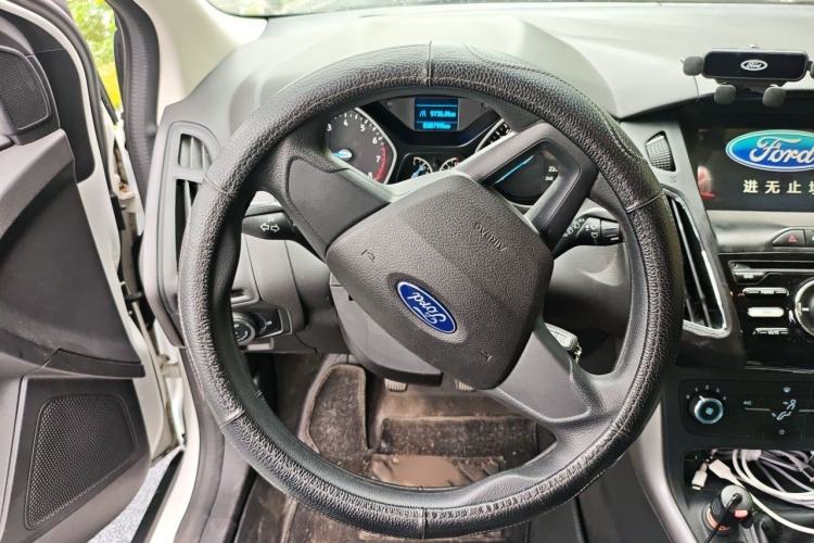 Used Ford Focus 2017 Hatchback 1.6L Manual Comfort Plus SmartDrive Edition Steering Wheel