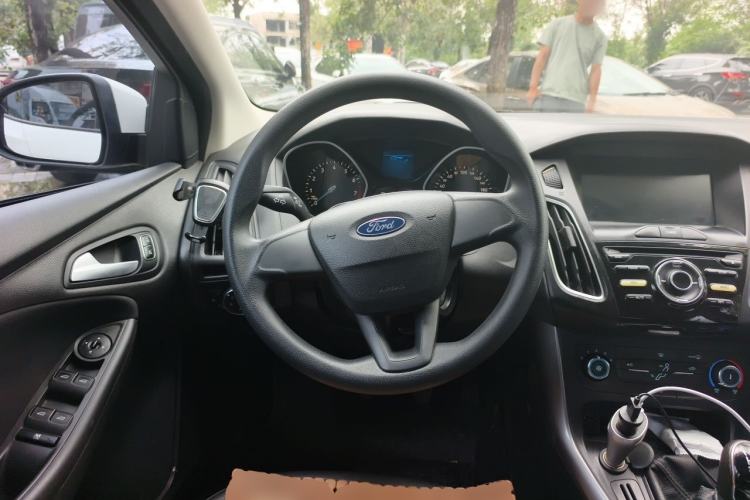 Used Ford Focus 2017 Hatchback 1.6L Manual Comfort Plus SmartDrive Edition Steering Wheel
