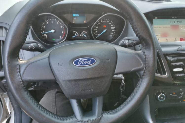 Used Ford Focus 2017 Hatchback 1.6L Automatic Comfort Plus SmartDrive Edition Steering Wheel
