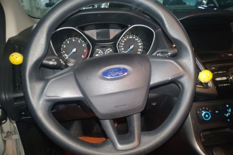 Used Ford Focus 2017 Hatchback 1.6L Automatic Comfort Plus SmartDrive Edition Steering Wheel